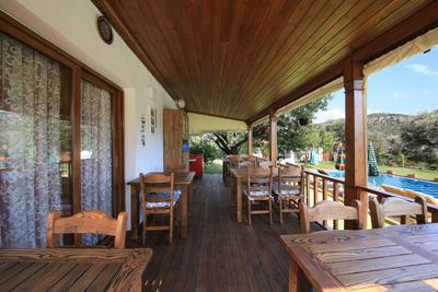 Bal Badem Bungalov