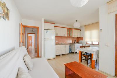 Sarı Apart