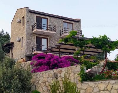 Tsira Tas Otel