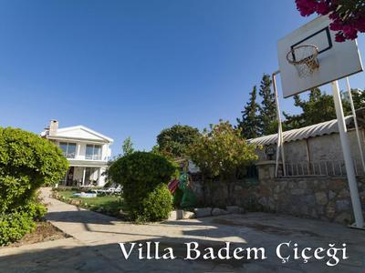 Villa Badem Çiçeği