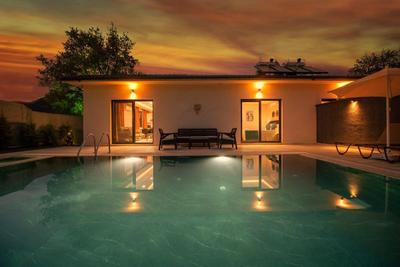 Villa Happy 2