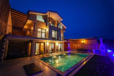 Villa Legendary 2