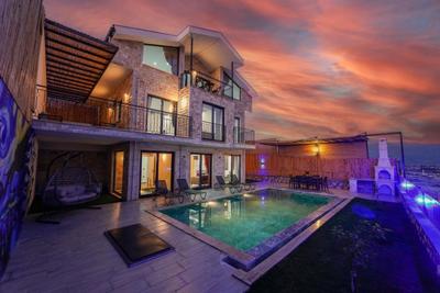 Villa Legendary 2