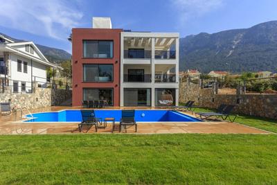 Villa TouchStone