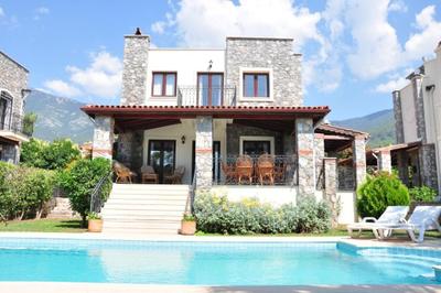 Olive Villa B