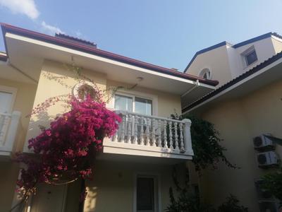 Aryam Villa