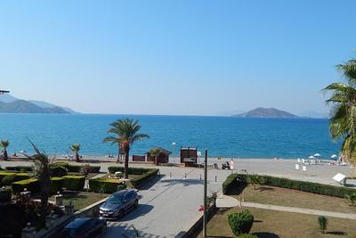Butik Villas - Plajda Beş Katlı Malikhane