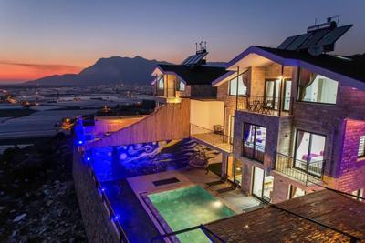 Villa Legendary 2