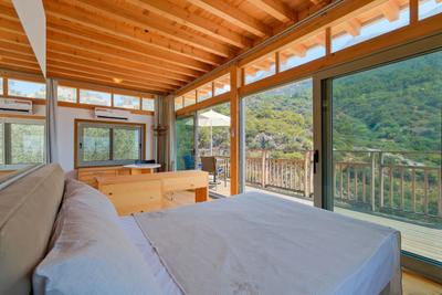 Le Maison Turquoise Exclusive