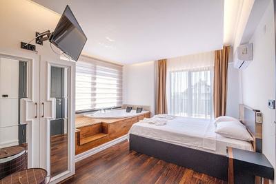 Luxury Life Villas