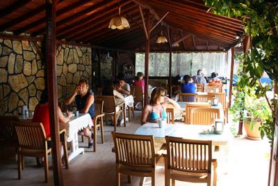 Everest Hotel