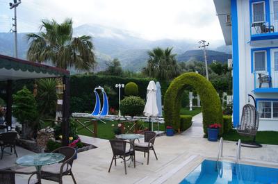 Forever Hotel