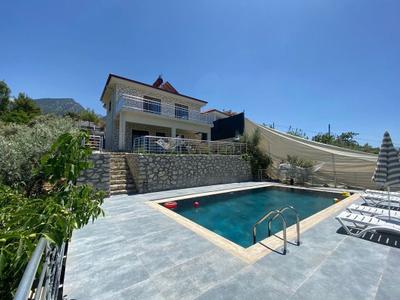 Villa Hipotenüs