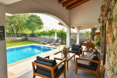 Villa Yaba 3