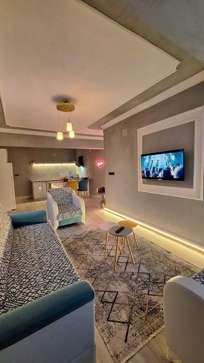 Kalinda Home