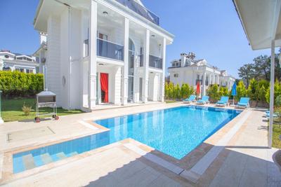 Silver Orkide Villa