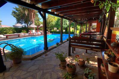 Mandarin & Mango Boutique Hotel