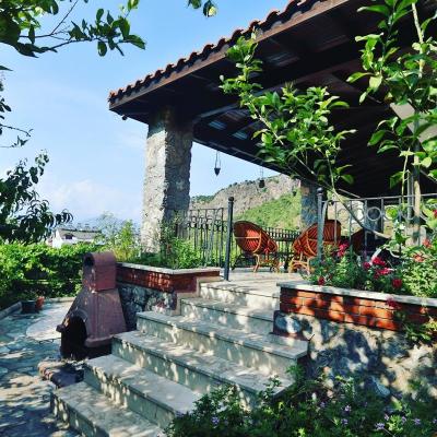 Minaaras Villa