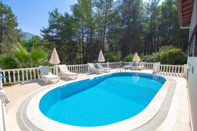 Brookland Paris Villa
