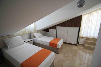 Silver Sami Villa