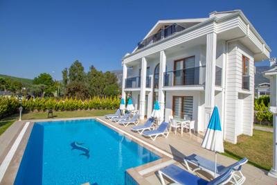 Silver Sami Villa