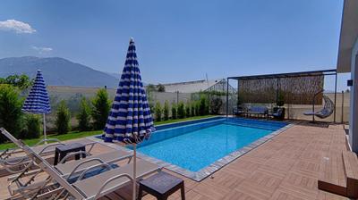 Shadow Villa