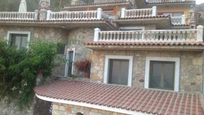 Villa Symbola