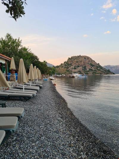 Akkum Gezer Otel