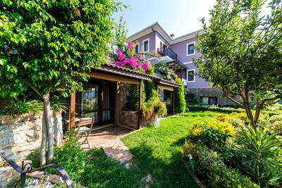 Badem Tatil Evi