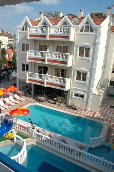 Basils Apart Hotel