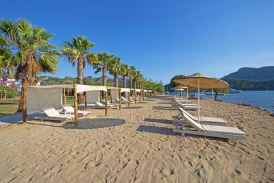 Chillos Beach