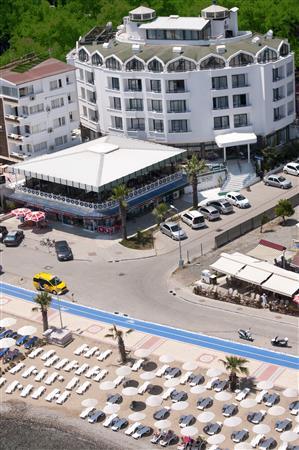Class Beach Hotel