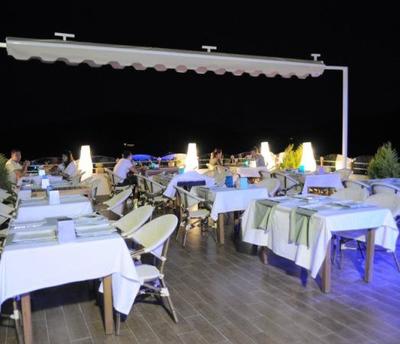 Cle Seaside Hotel