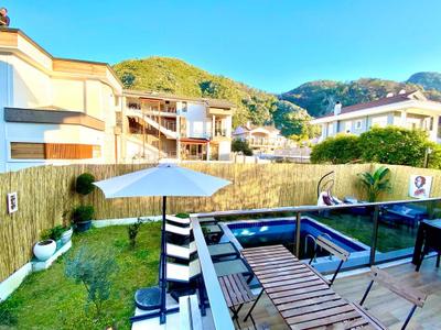 Sunset Villa