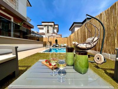Sunset Villa