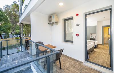 Kensington Kerdime Beach Hotel