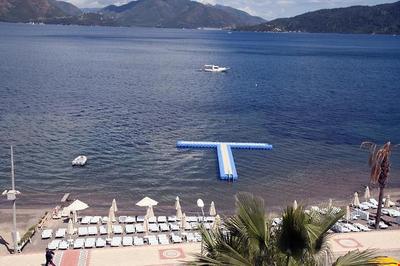 Caprice Beach Hotel