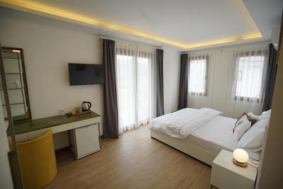 Mons Casa Boutique