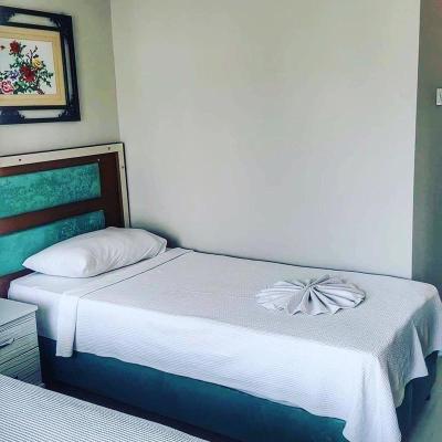 Richard's Place İçmeler