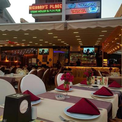 Richard's Place İçmeler