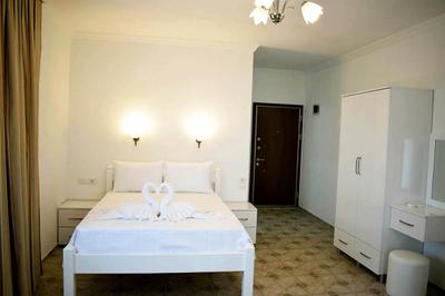 Saranda Teras Pansiyon