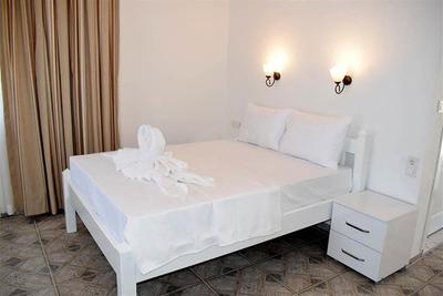 Saranda Teras Pansiyon