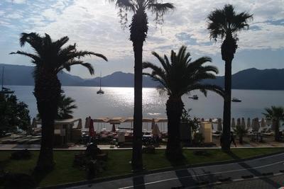 Uysal Motel Beach