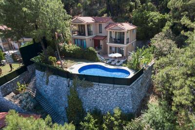Villa Alya