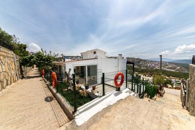 Cecelia Bodrum