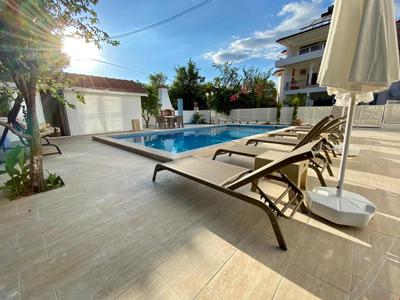Acar Villa