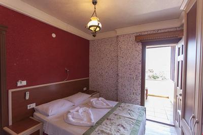 Mevsim Otel