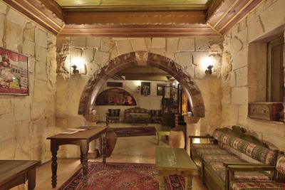 El Nazar Hotel & Cave Suites