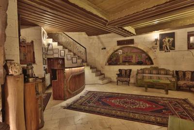 El Nazar Hotel & Cave Suites