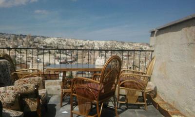Sunset Cave Hotel